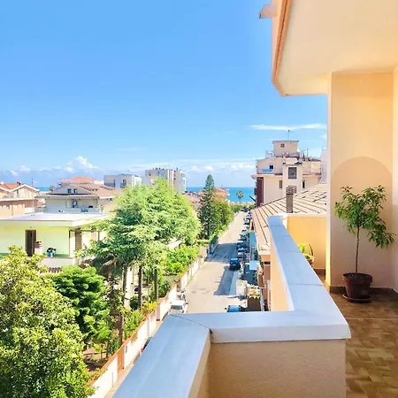 Sabbia - Il Tuo A Due Passi Dal Mare