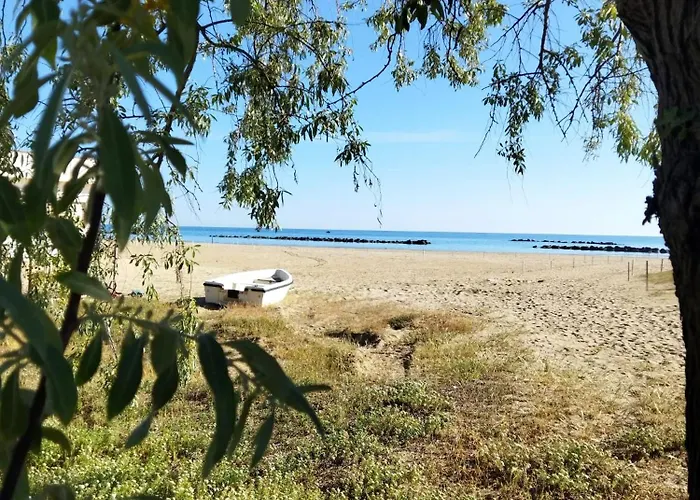 Sabbia - Il Tuo A Due Passi Dal Mare