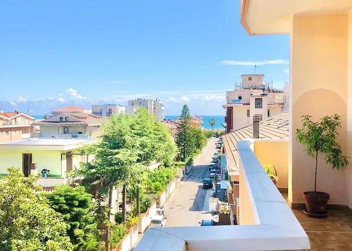 Sabbia - Il Tuo A Due Passi Dal Mare